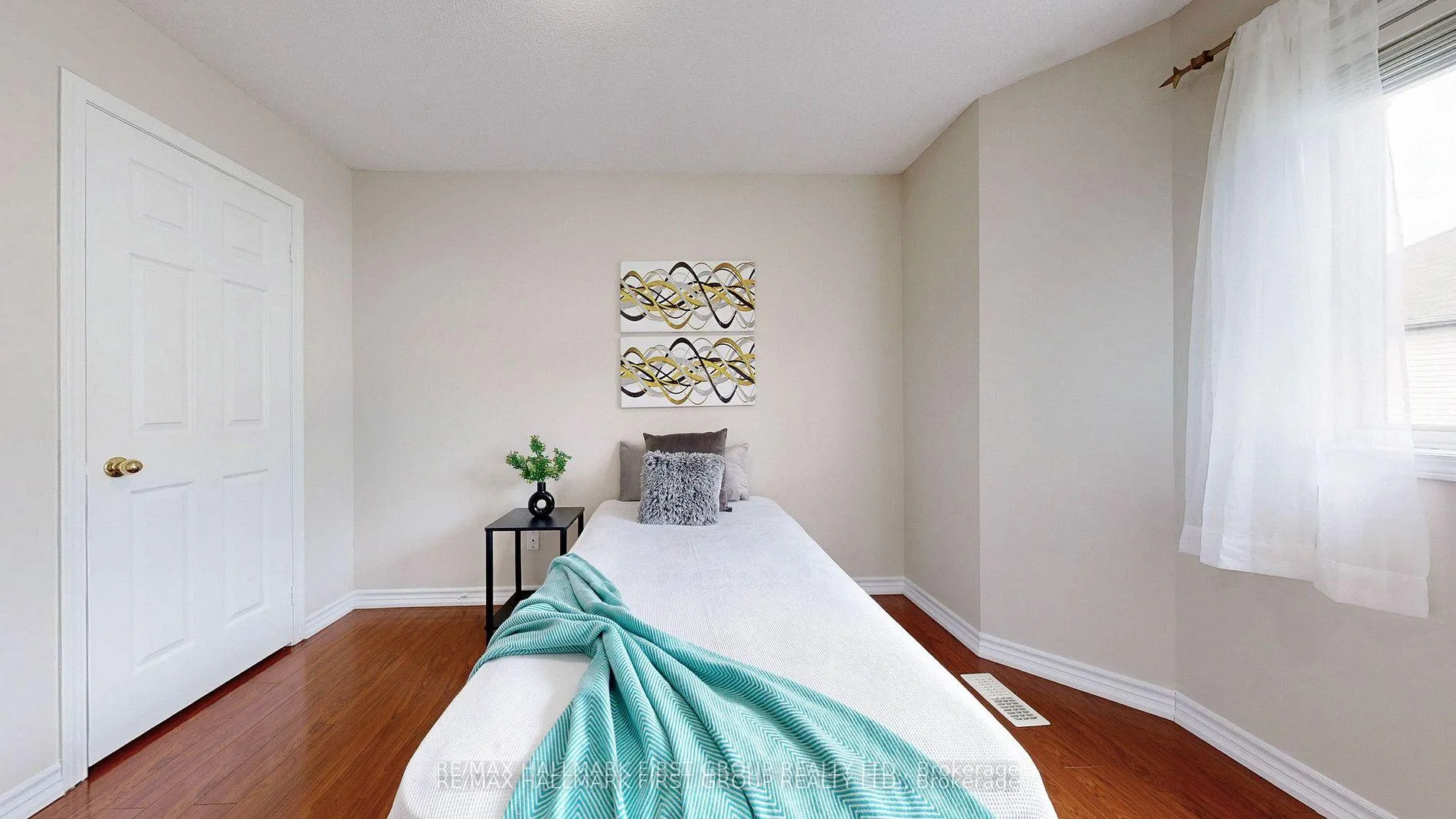 Photo 33 of 1552 Avonmore Square, Pickering, Town Centre — HOMEH