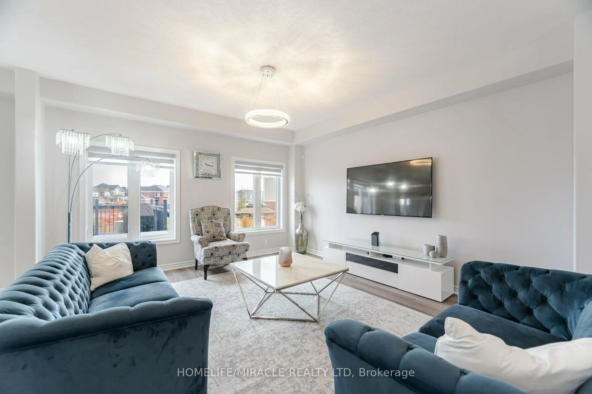 Photo 8 of 63 Netherwood Road, Kitchener — HOMEH