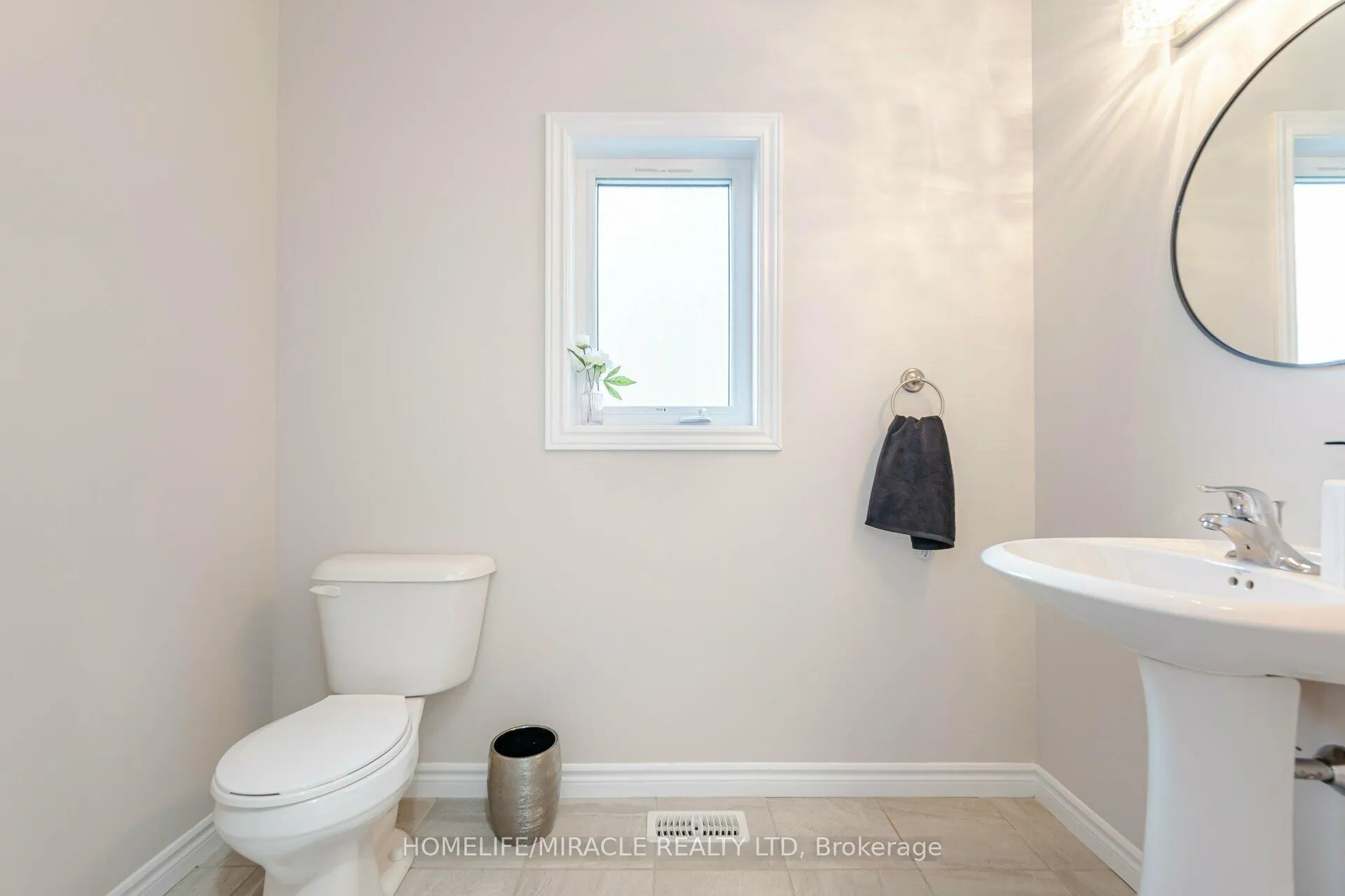 Photo 15 of 63 Netherwood Road, Kitchener — HOMEH