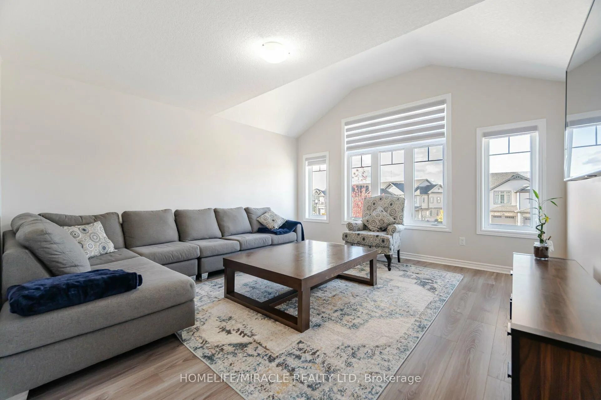 Photo 18 of 63 Netherwood Road, Kitchener — HOMEH