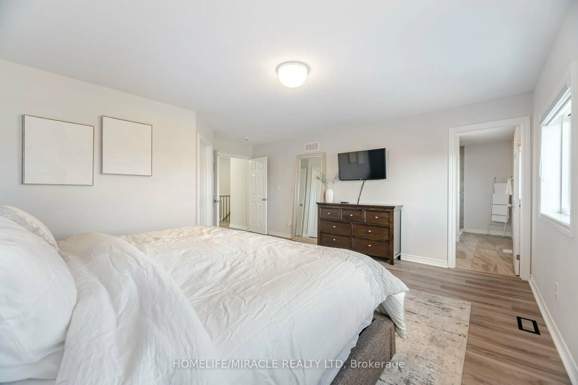 Photo 21 of 63 Netherwood Road, Kitchener — HOMEH