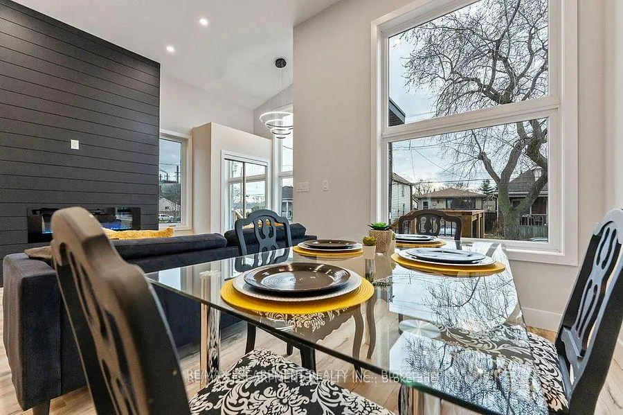 Photo 21 of 209 Grenfell Street, Hamilton, Crown Point — HOMEH