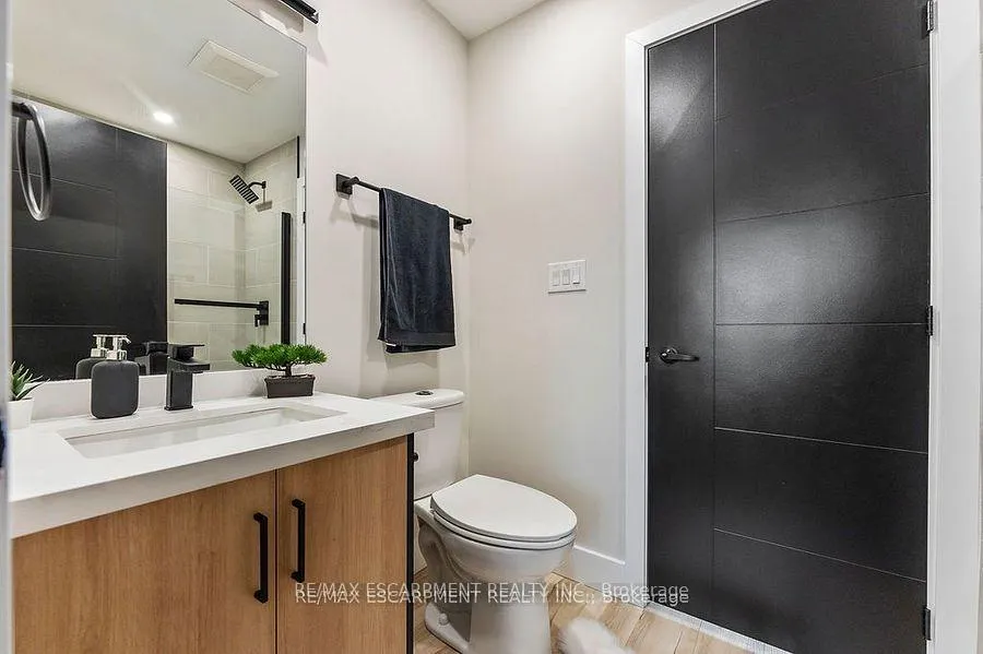 Photo 30 of 209 Grenfell Street, Hamilton, Crown Point — HOMEH
