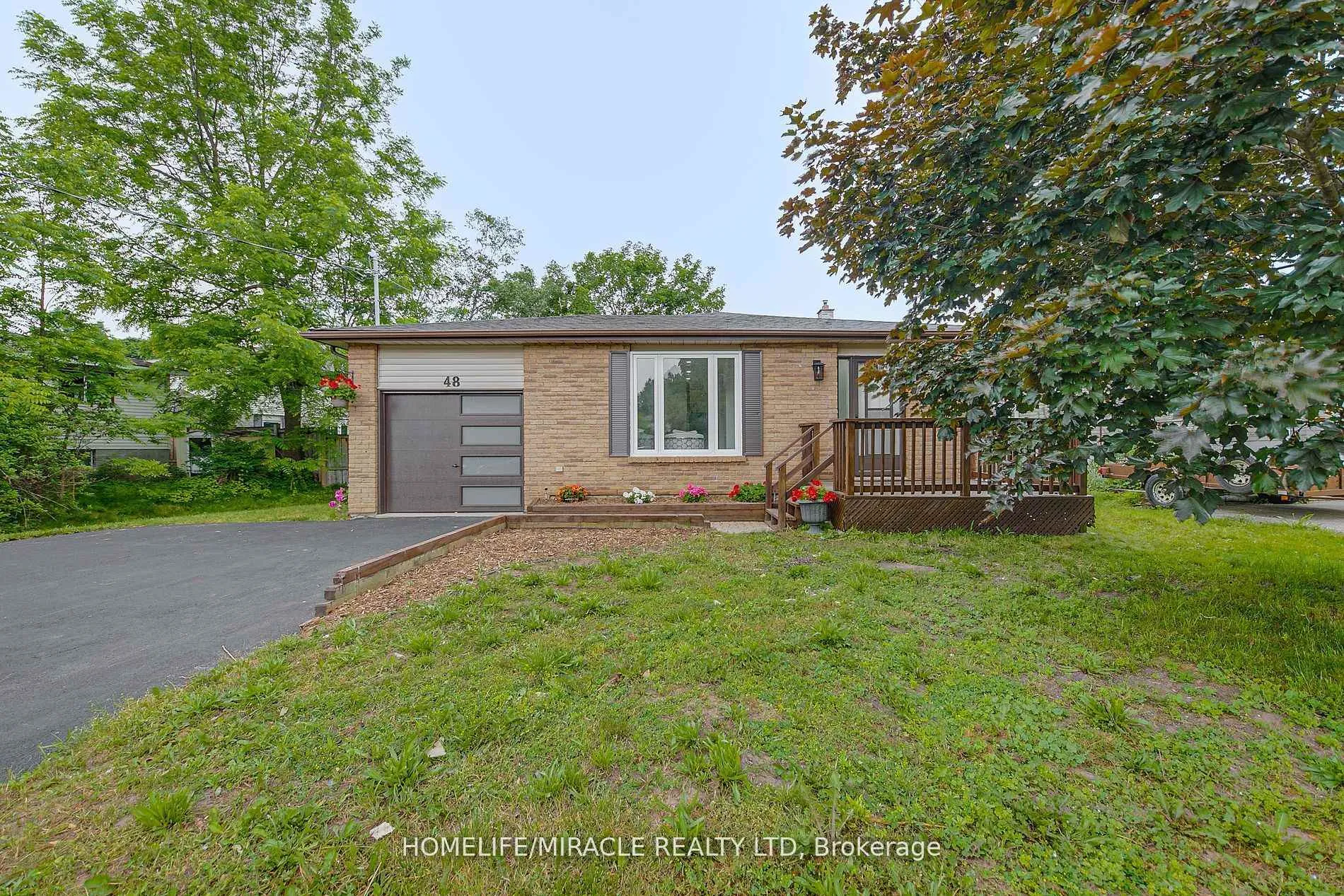 Photo 1 of 48 Walnut Street, New Tecumseth, Alliston — HOMEH