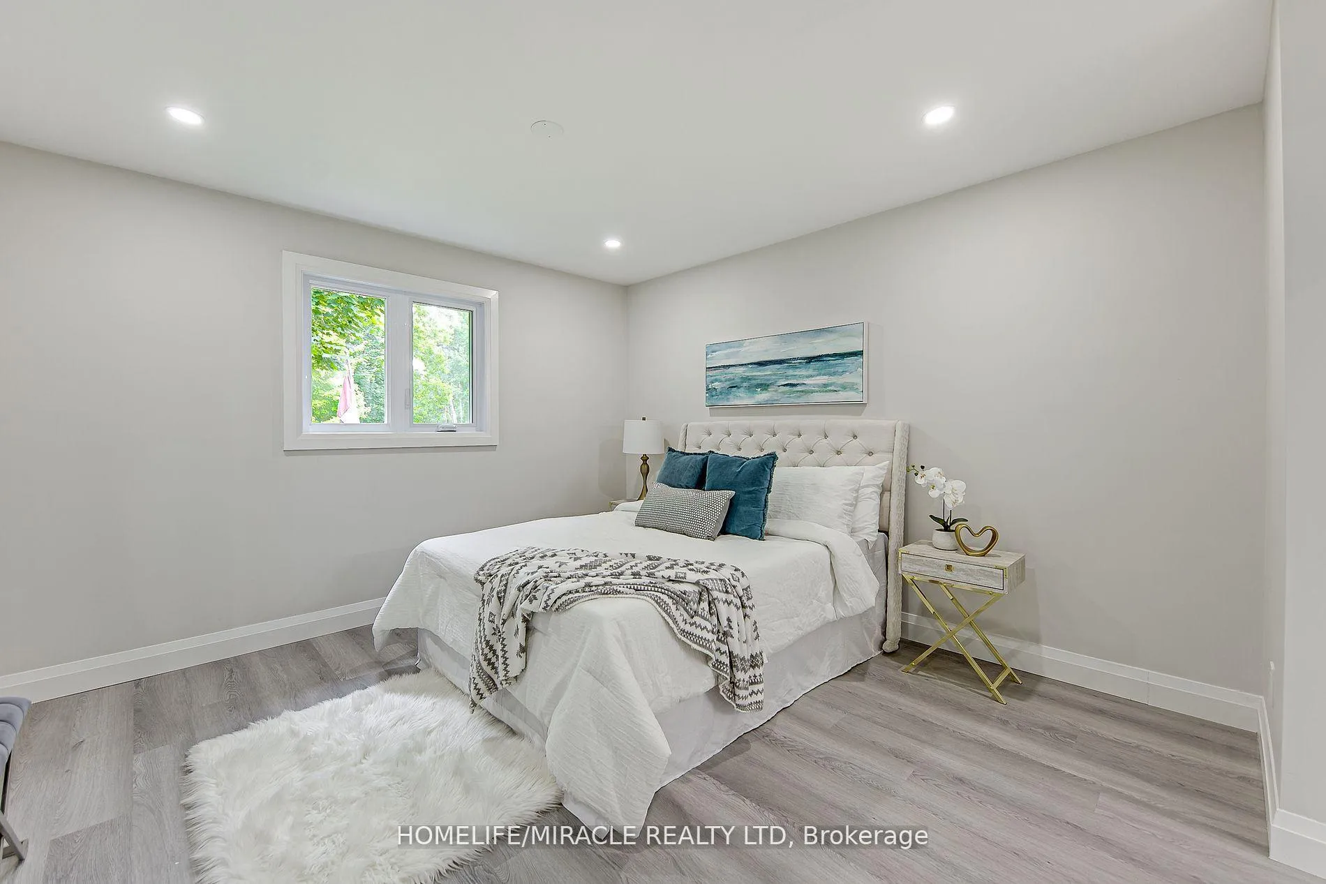 Photo 8 of 48 Walnut Street, New Tecumseth, Alliston — HOMEH