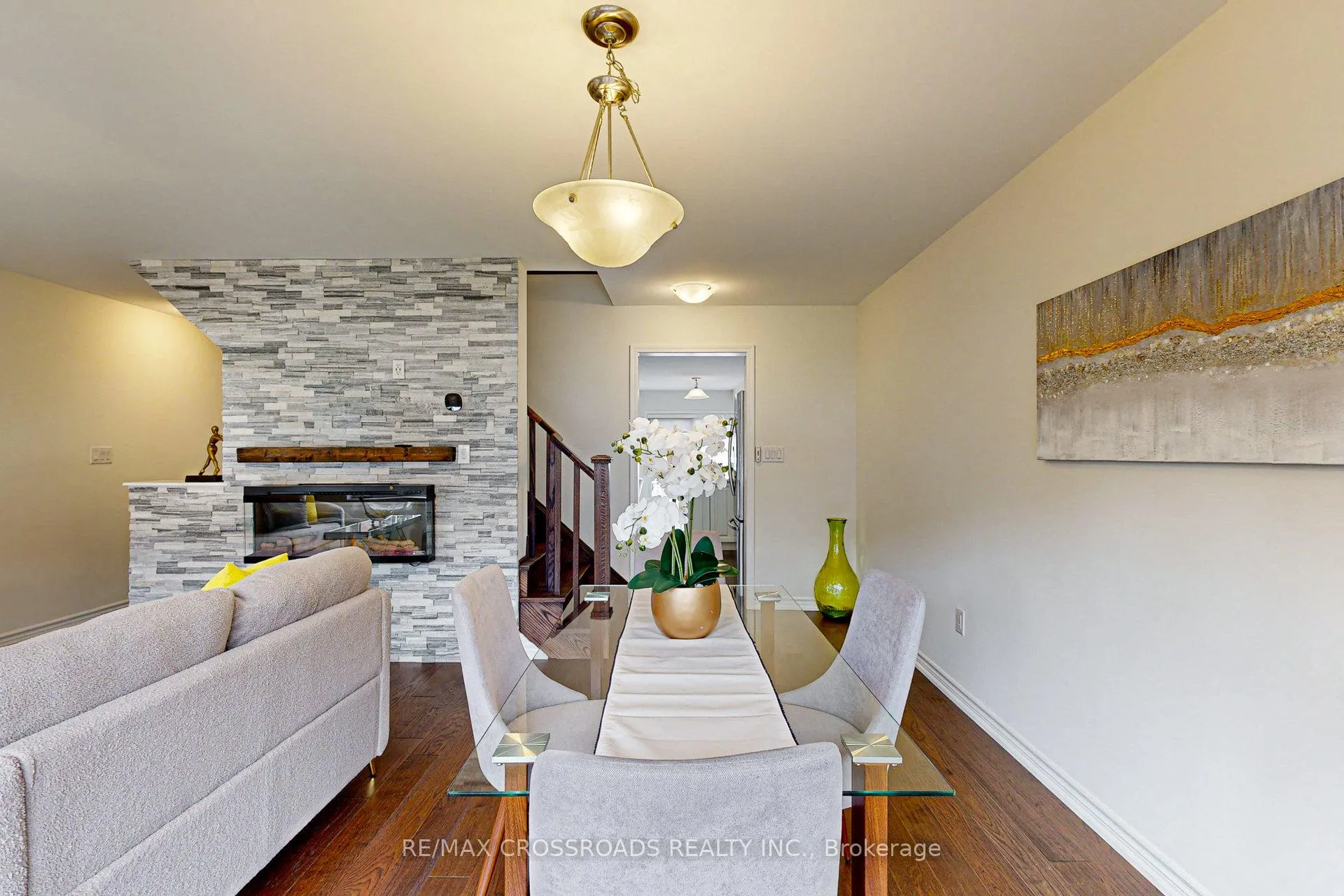 Photo 11 of 34 Bluegill Crescent, Whitby, Rural Whitby — HOMEH