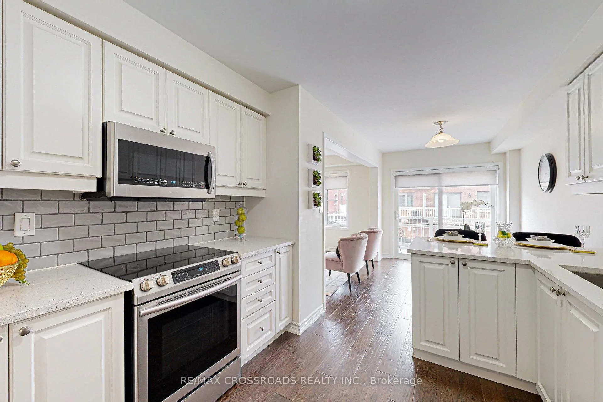 Photo 16 of 34 Bluegill Crescent, Whitby, Rural Whitby — HOMEH