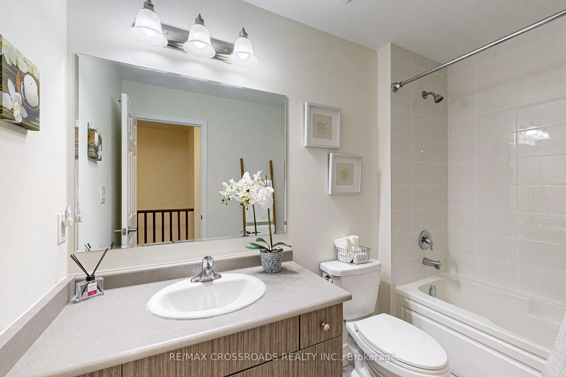 Photo 28 of 34 Bluegill Crescent, Whitby, Rural Whitby — HOMEH