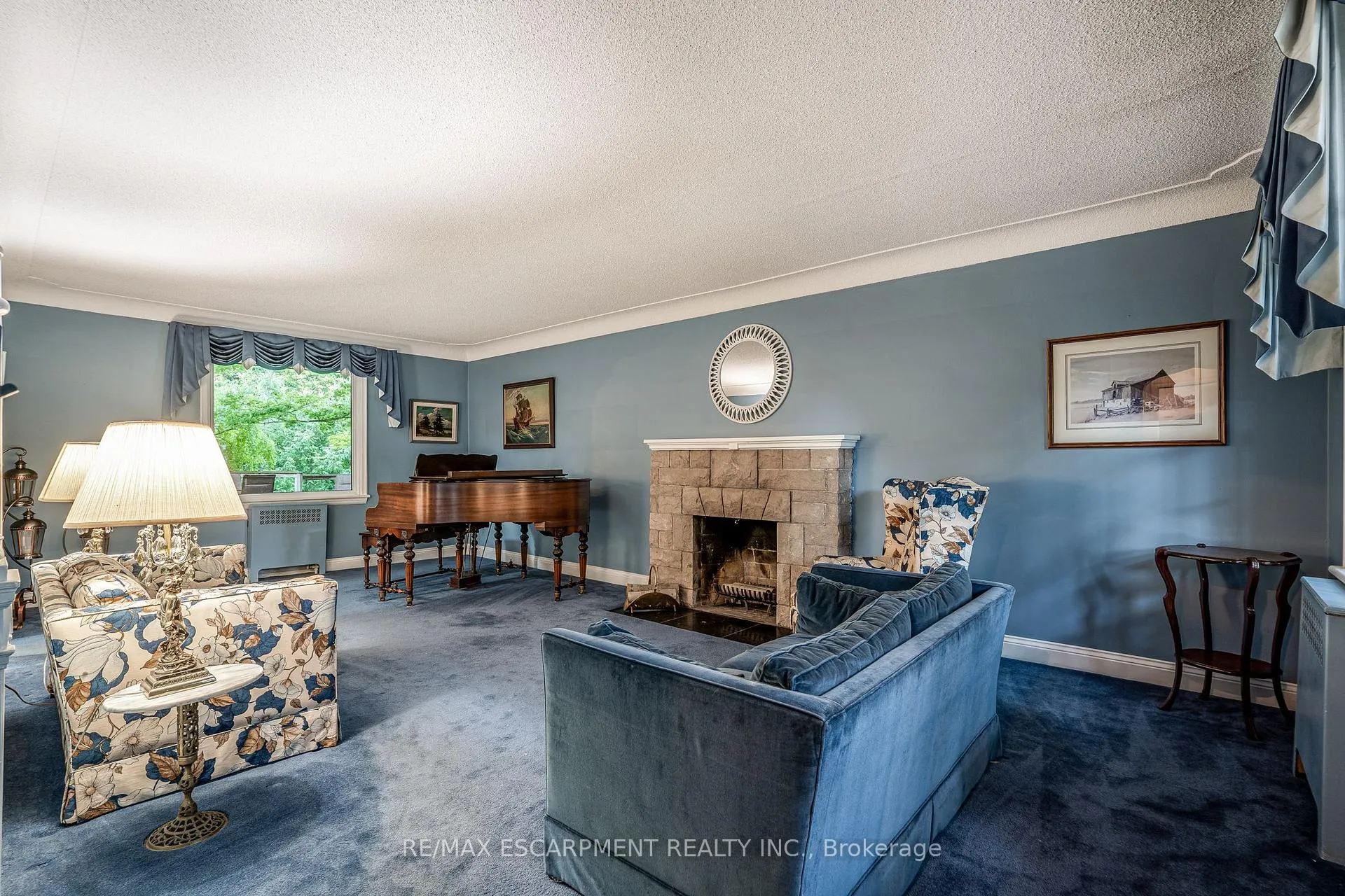 Photo 19 of 16 Durham Road, Hamilton, Stoney Creek — HOMEH