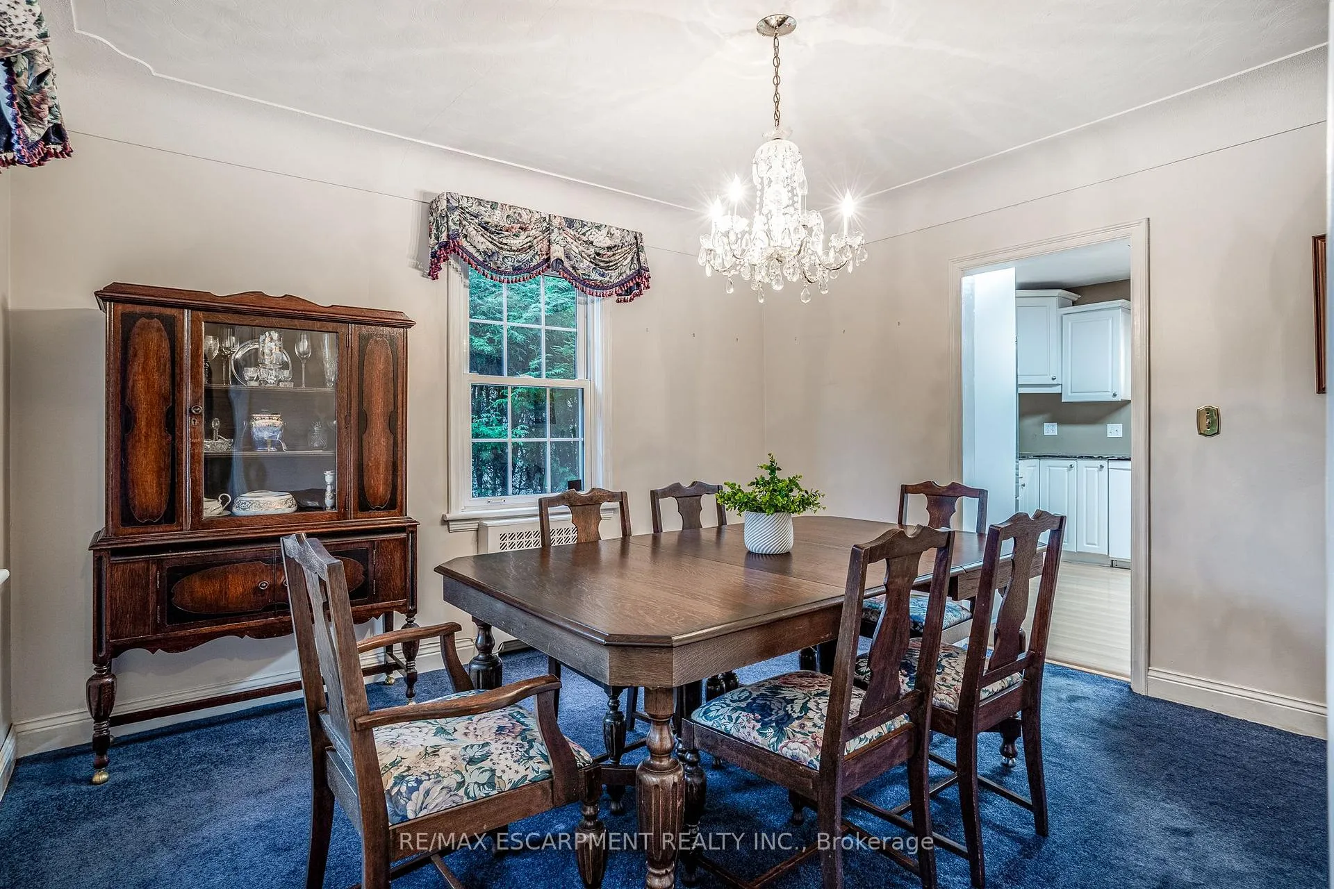 Photo 21 of 16 Durham Road, Hamilton, Stoney Creek — HOMEH