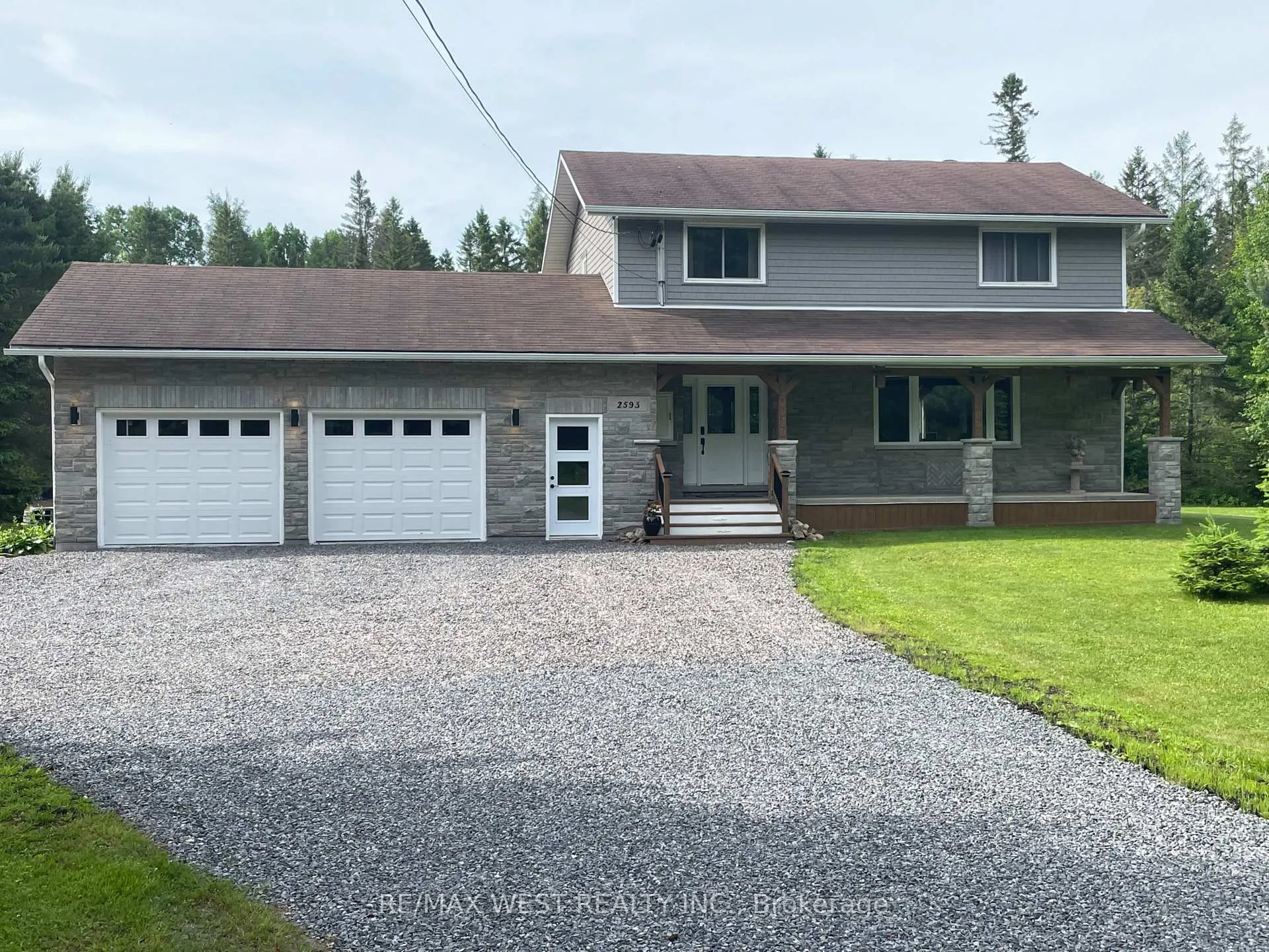 Front of 2593 Alsace Road