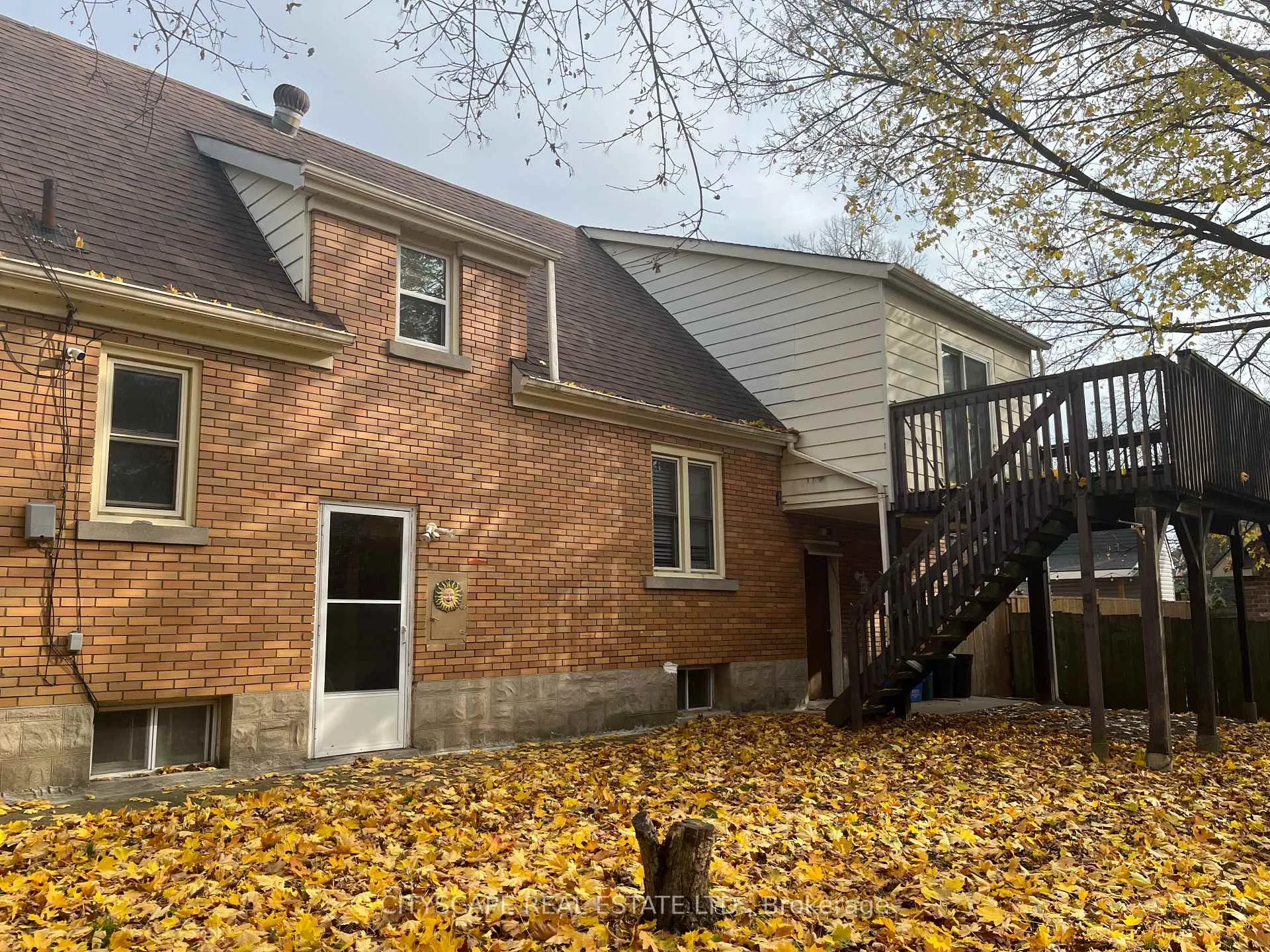 Photo 2 of 181 Margaret Avenue, Waterloo, Mount Hope Huron Park — HOMEH