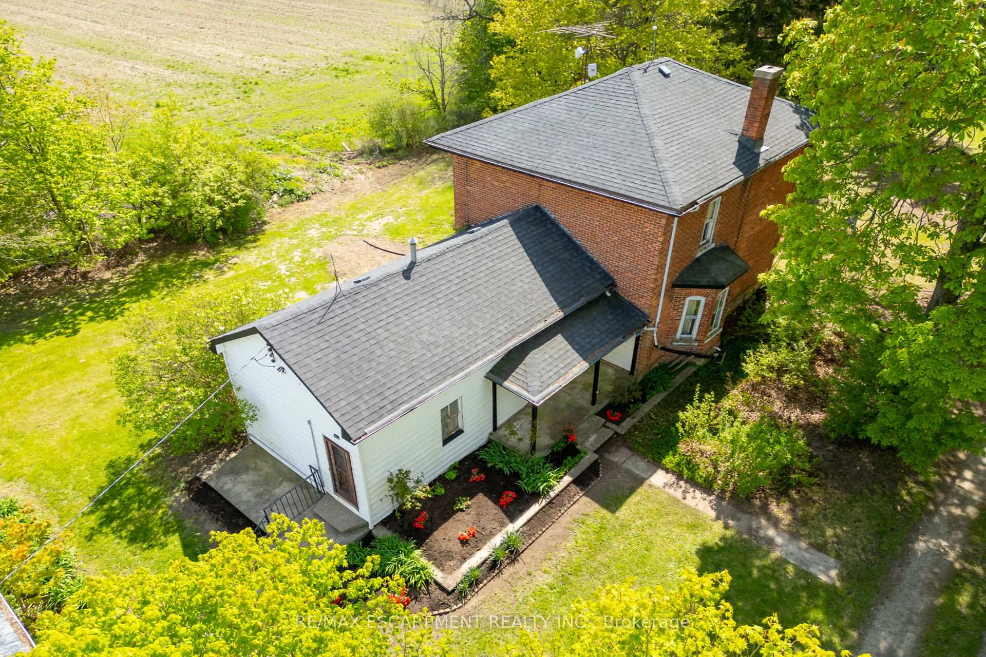 Front of 534 Haldimand 32 Road