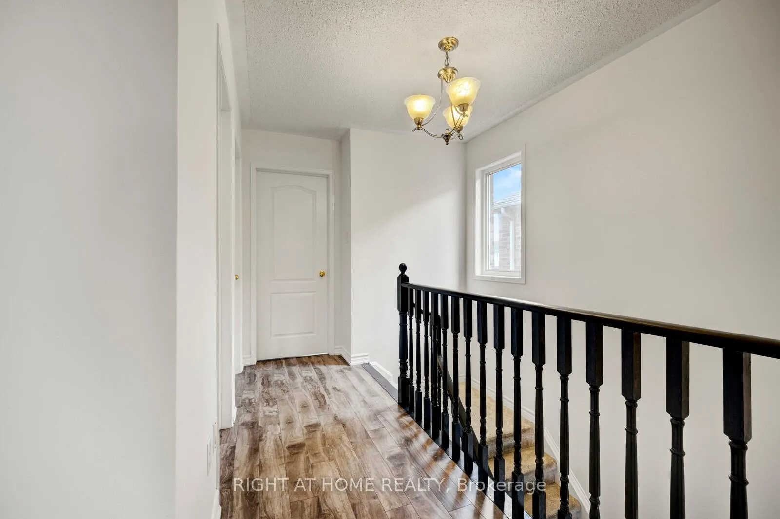 Photo 16 of 53 Feather Reed Way, Brampton, Sandringham-Wellington — HOMEH