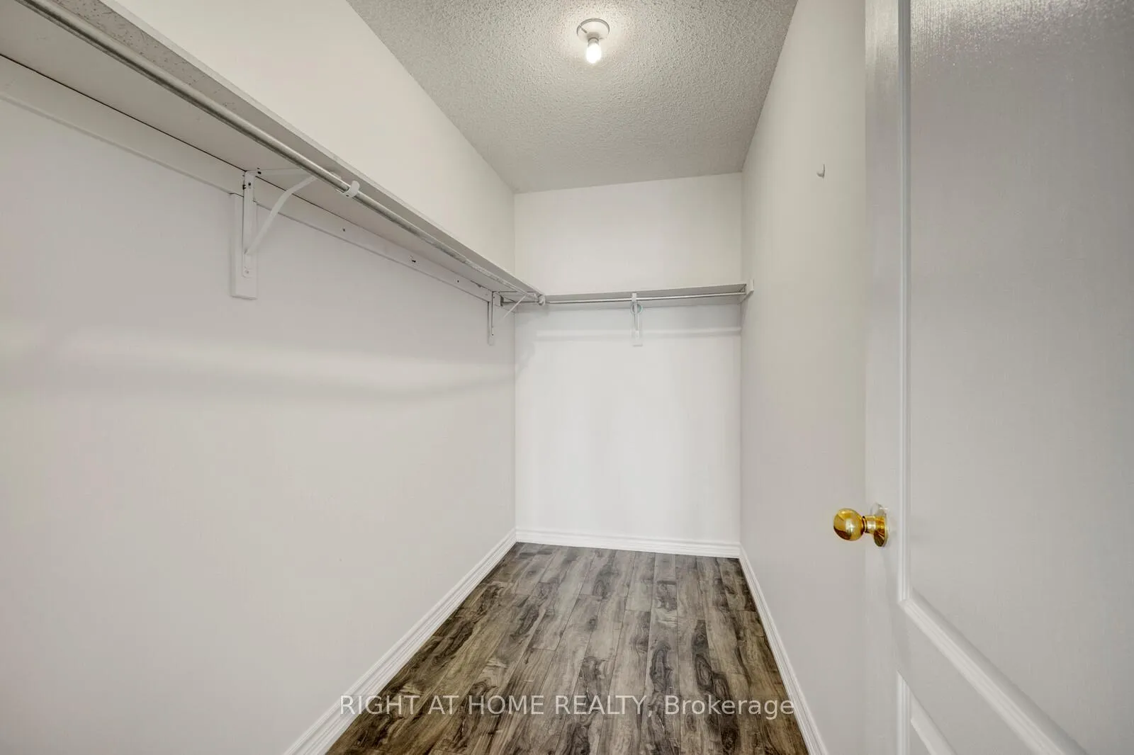 Photo 19 of 53 Feather Reed Way, Brampton, Sandringham-Wellington — HOMEH