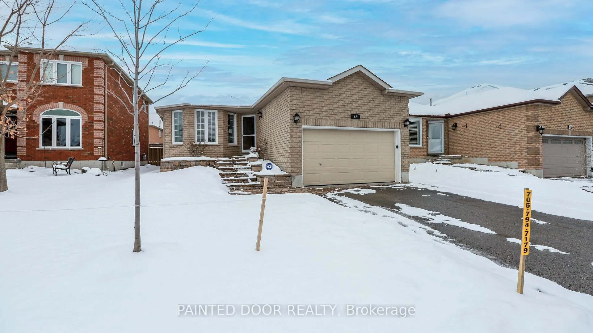 Photo 1 of 68 Red Oak Drive, Barrie, Holly — HOMEH