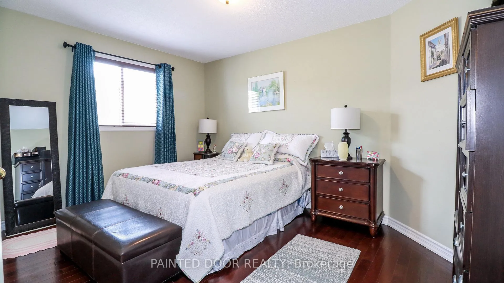 Photo 10 of 68 Red Oak Drive, Barrie, Holly — HOMEH