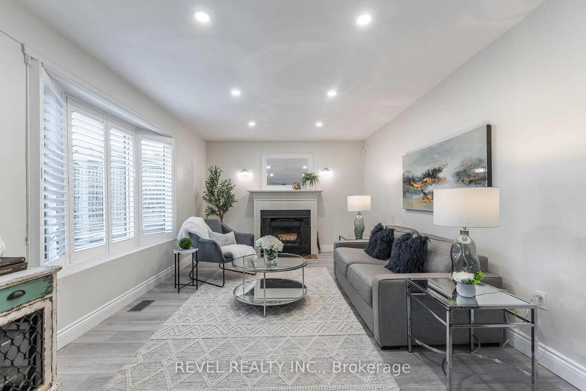 Photo 10 of 270 Rowntree Drive, Hamilton, Rushdale — HOMEH