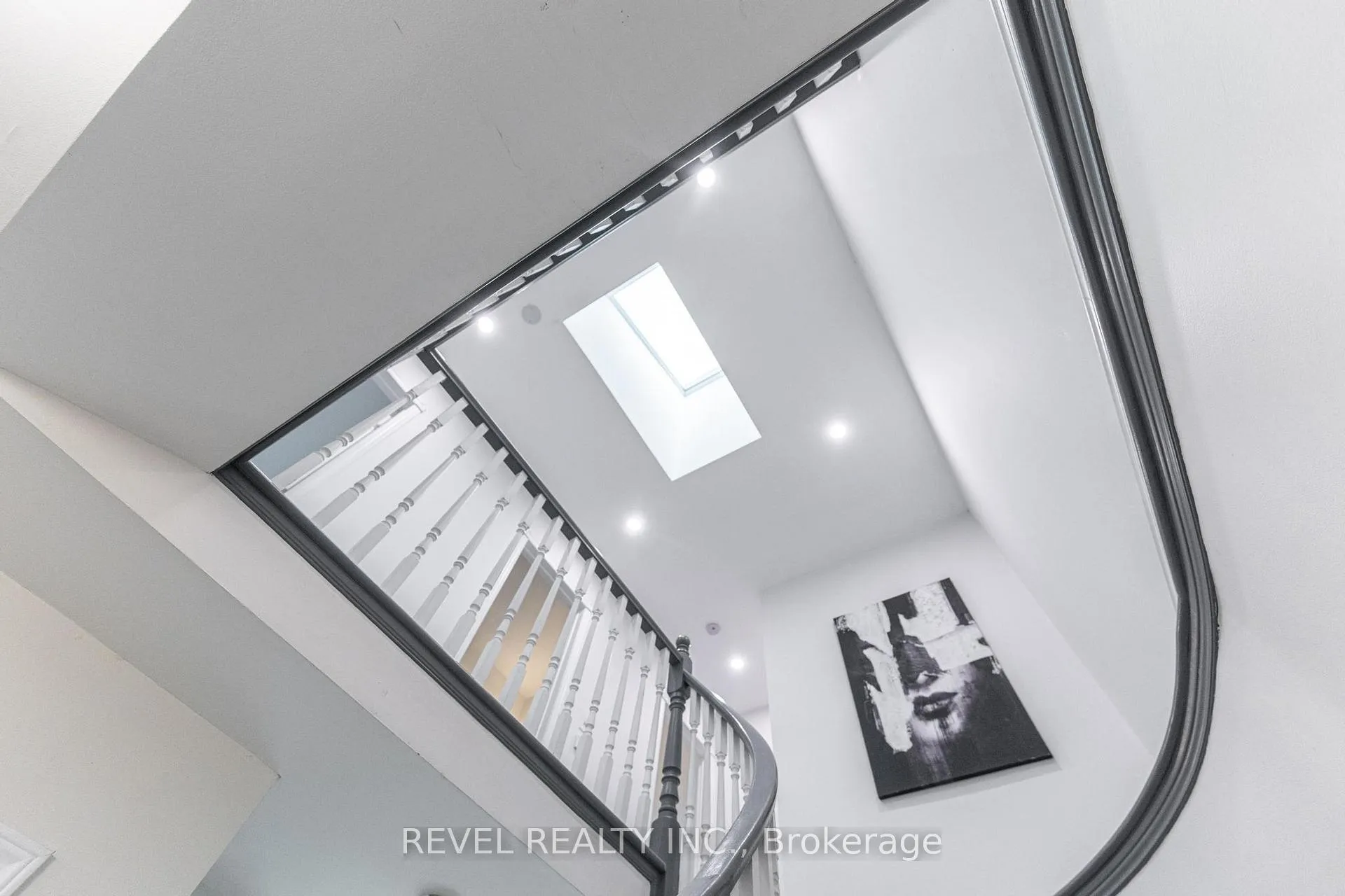 Photo 13 of 270 Rowntree Drive, Hamilton, Rushdale — HOMEH