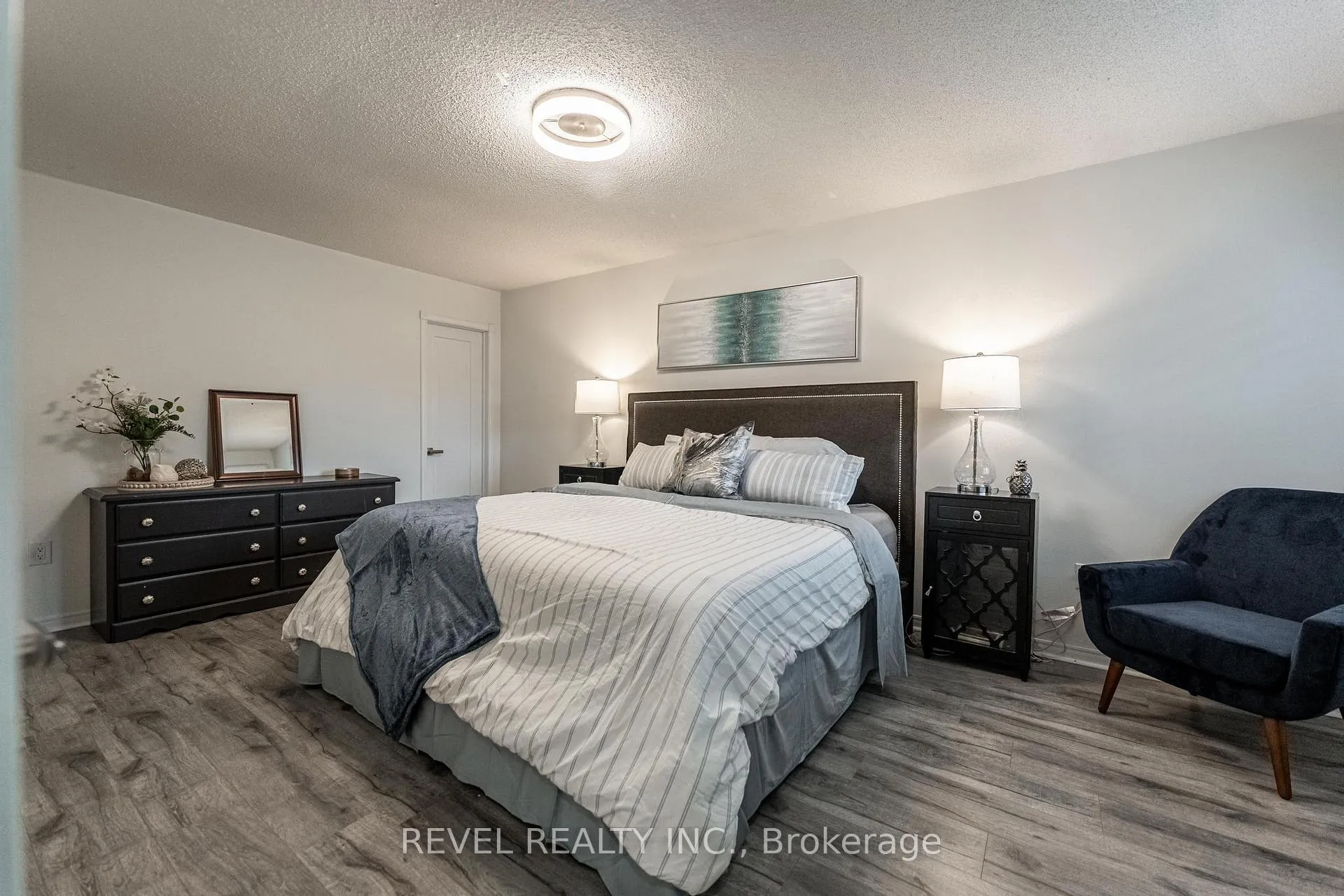 Photo 14 of 270 Rowntree Drive, Hamilton, Rushdale — HOMEH