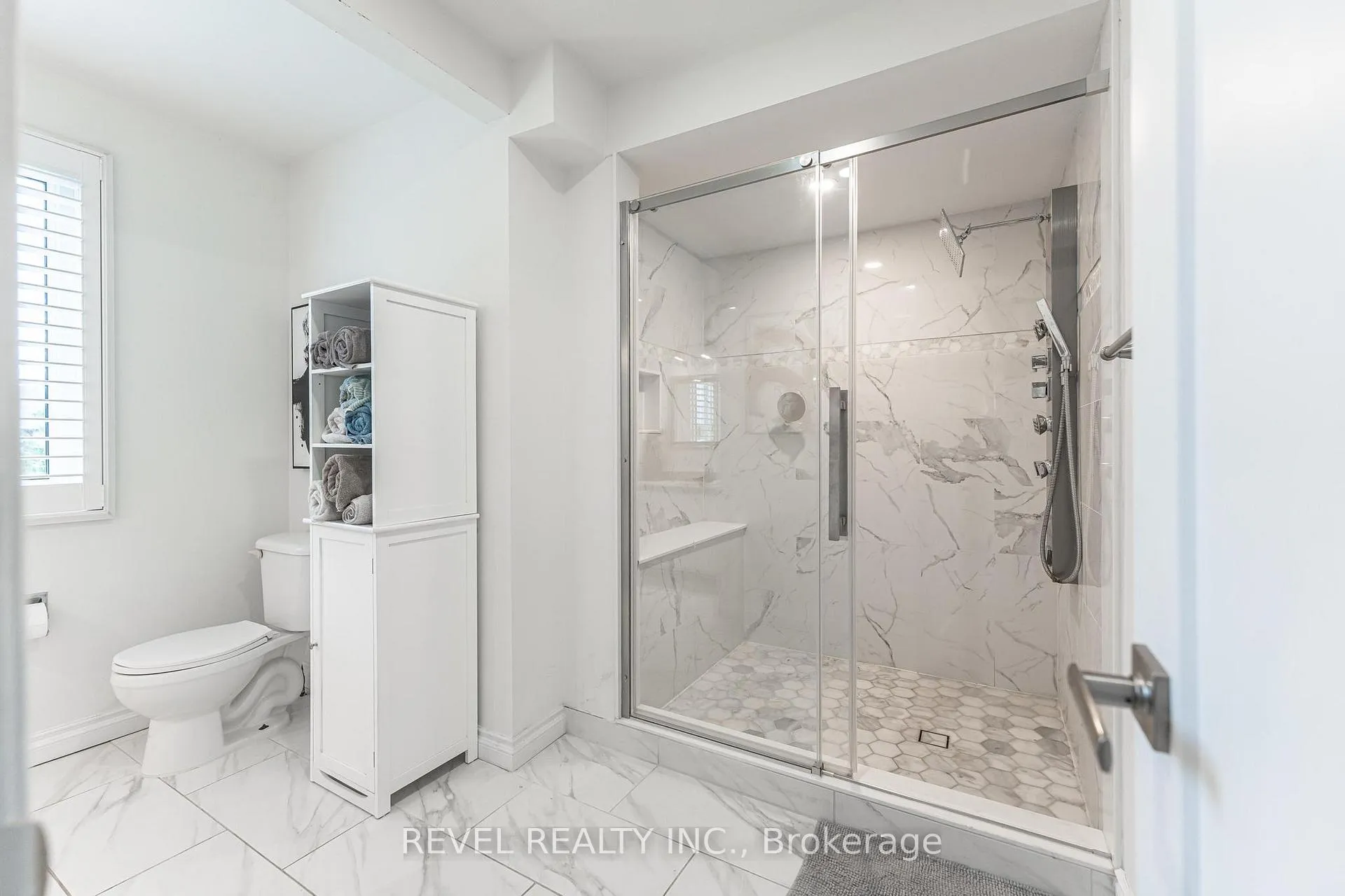 Photo 17 of 270 Rowntree Drive, Hamilton, Rushdale — HOMEH