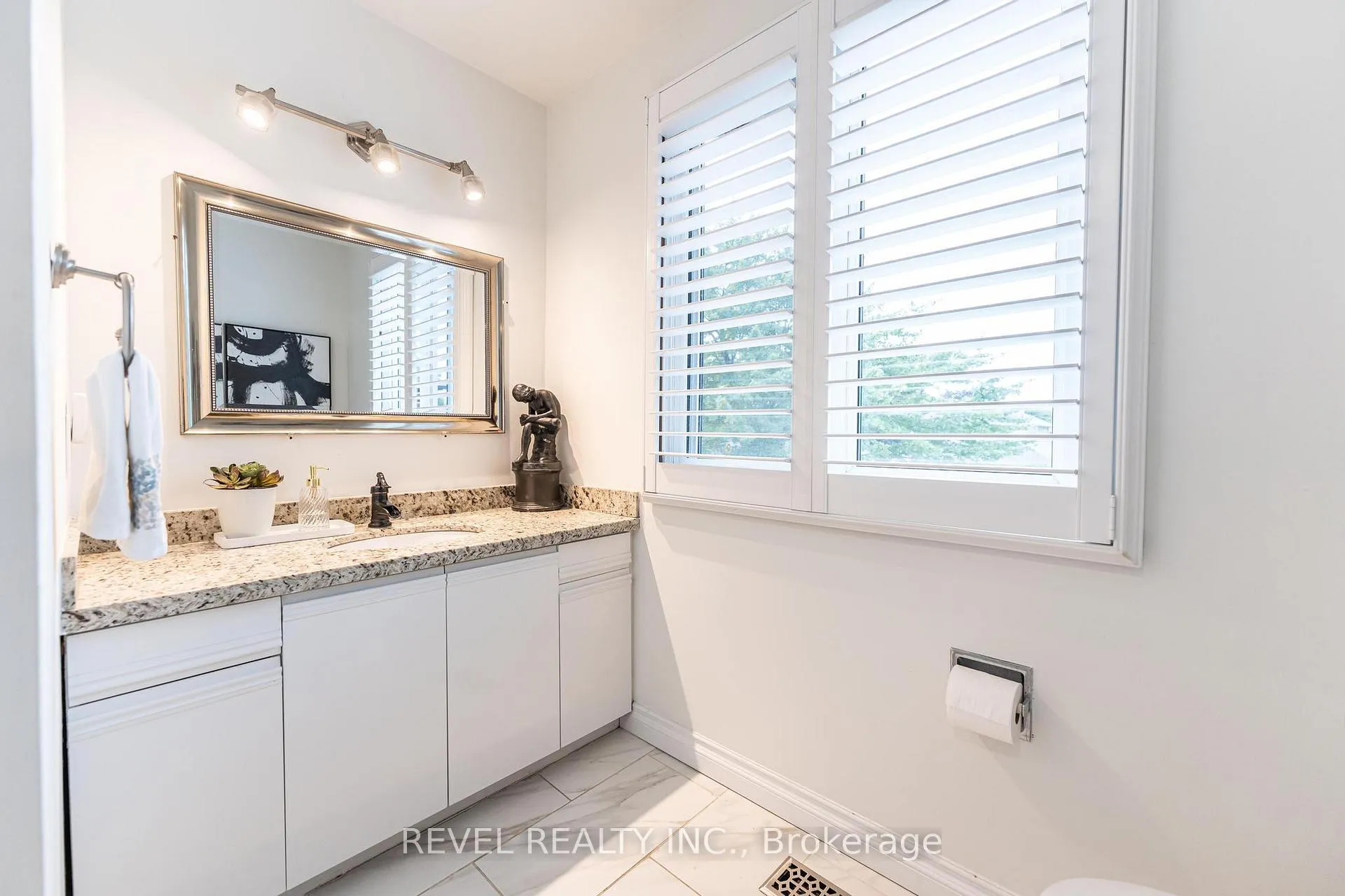 Photo 20 of 270 Rowntree Drive, Hamilton, Rushdale — HOMEH