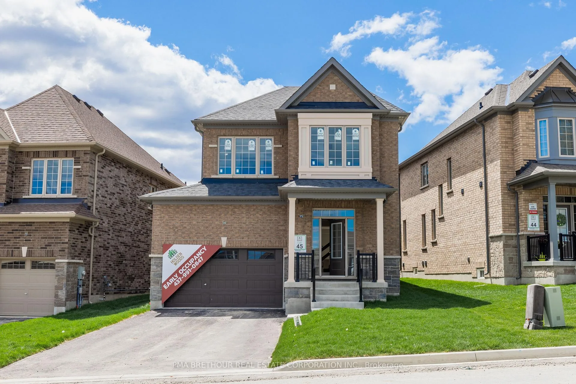 Front of 14 Forestlane Way