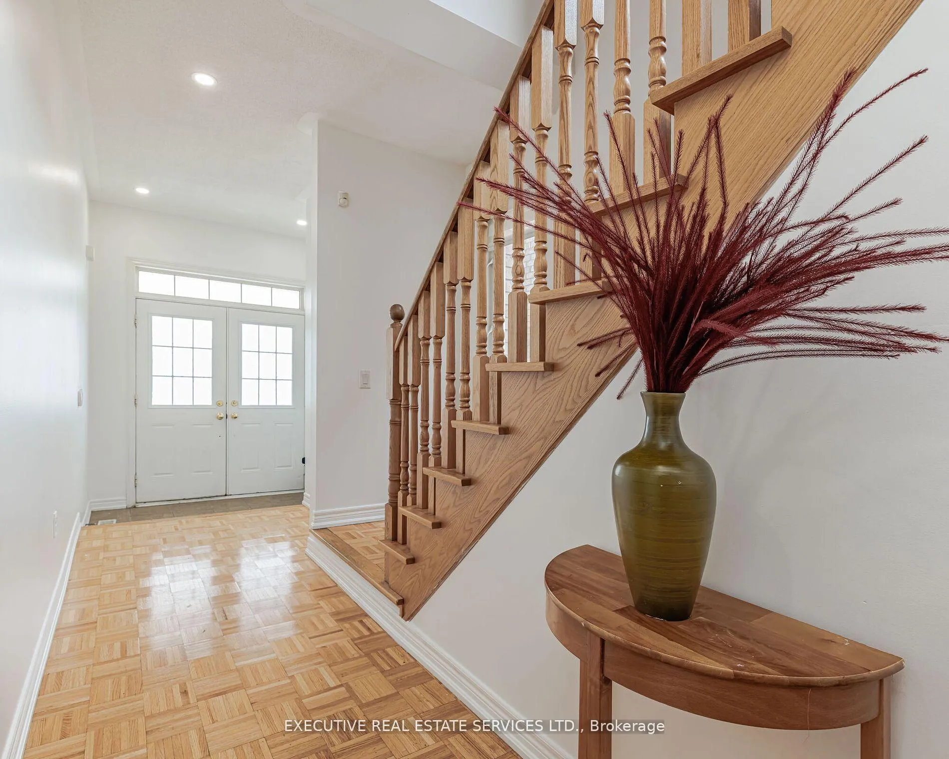 Photo 9 of 10 Natronia Trail, Brampton, Bram East — HOMEH