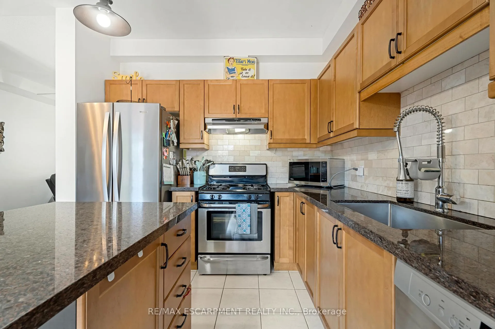 Photo 15 of 461 Hwy 8, Hamilton, Stoney Creek — HOMEH