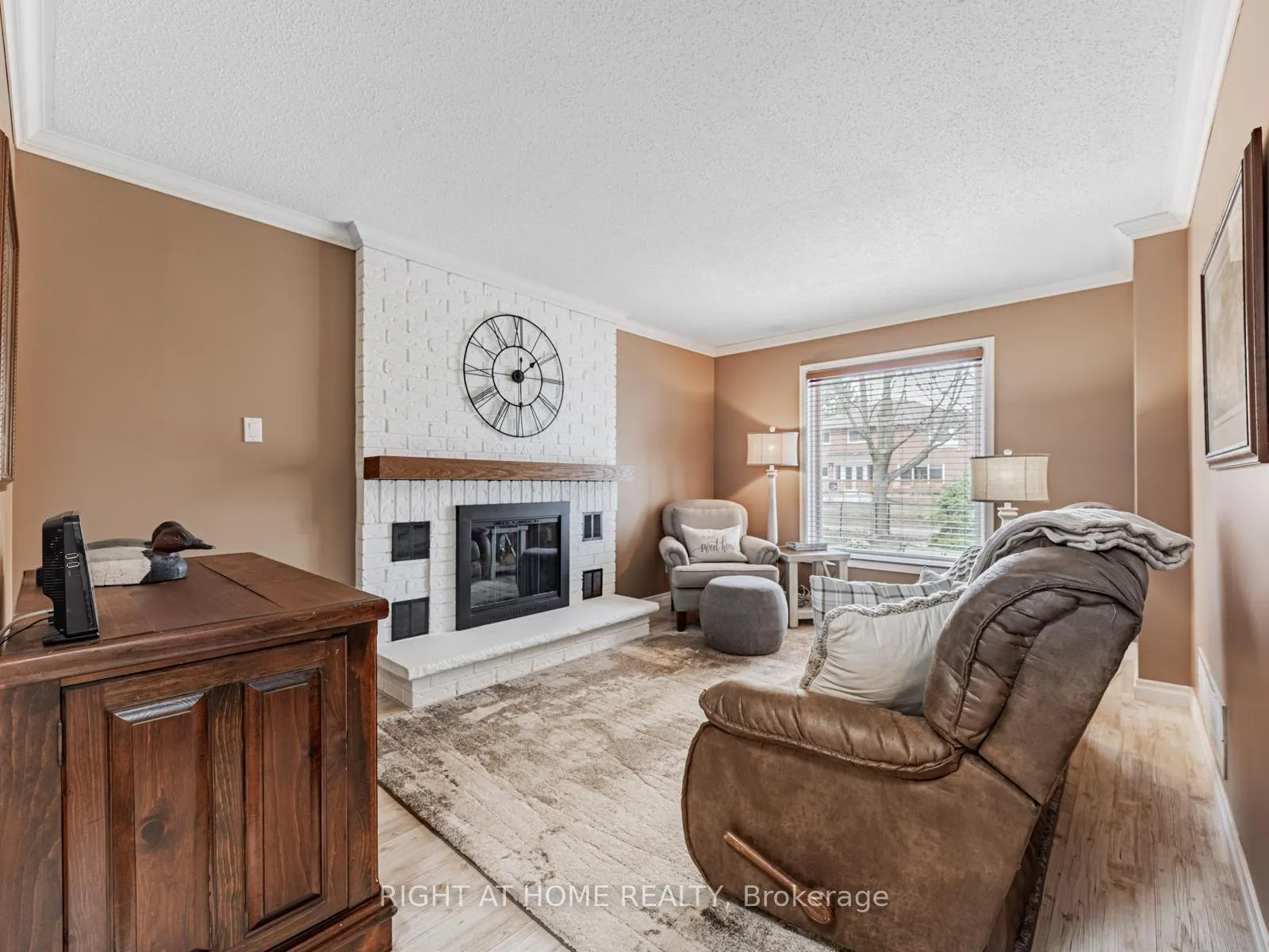 Photo 16 of 36 Love Crescent, Ajax, South West — HOMEH