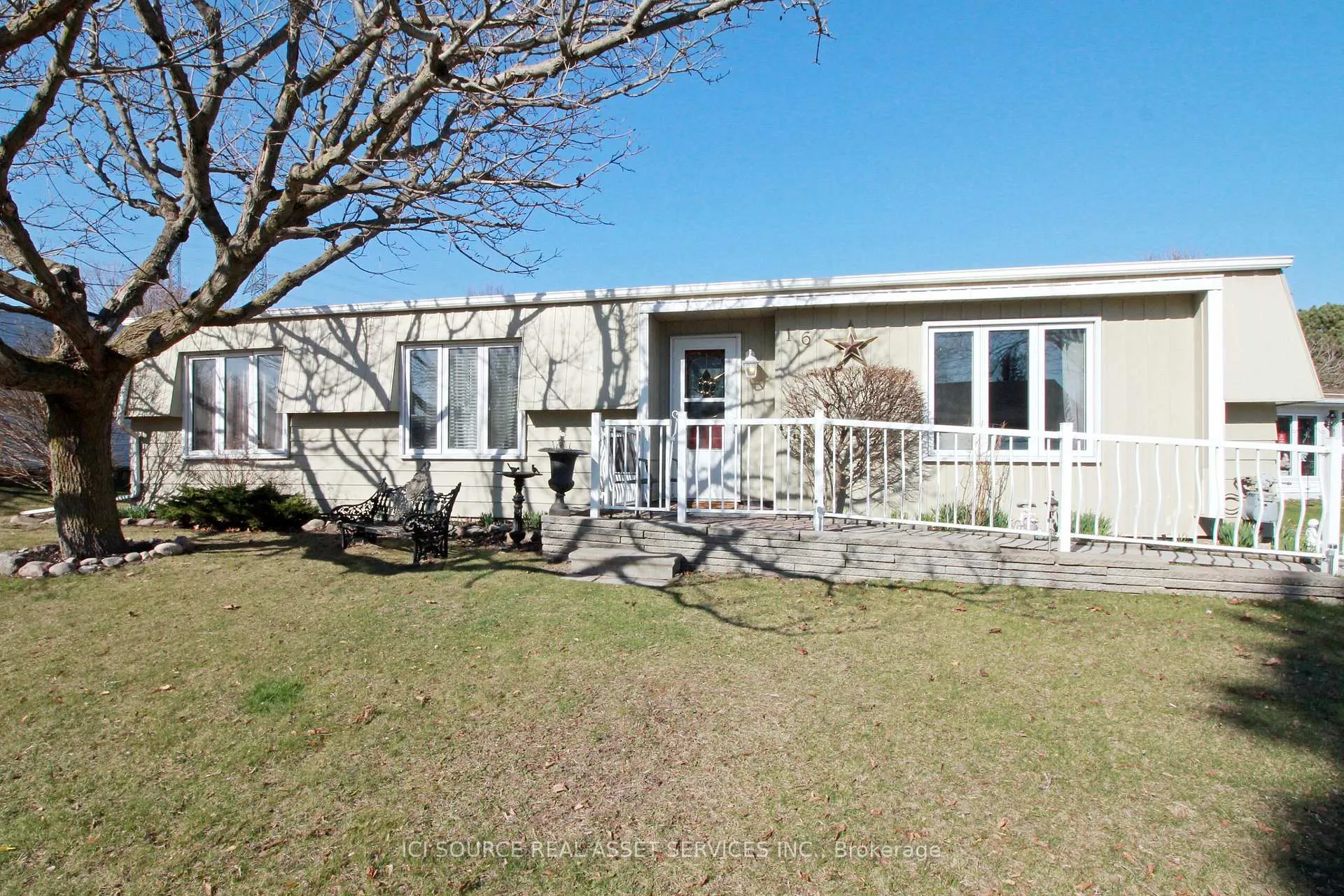 Front of 16 Wheelhouse Drive