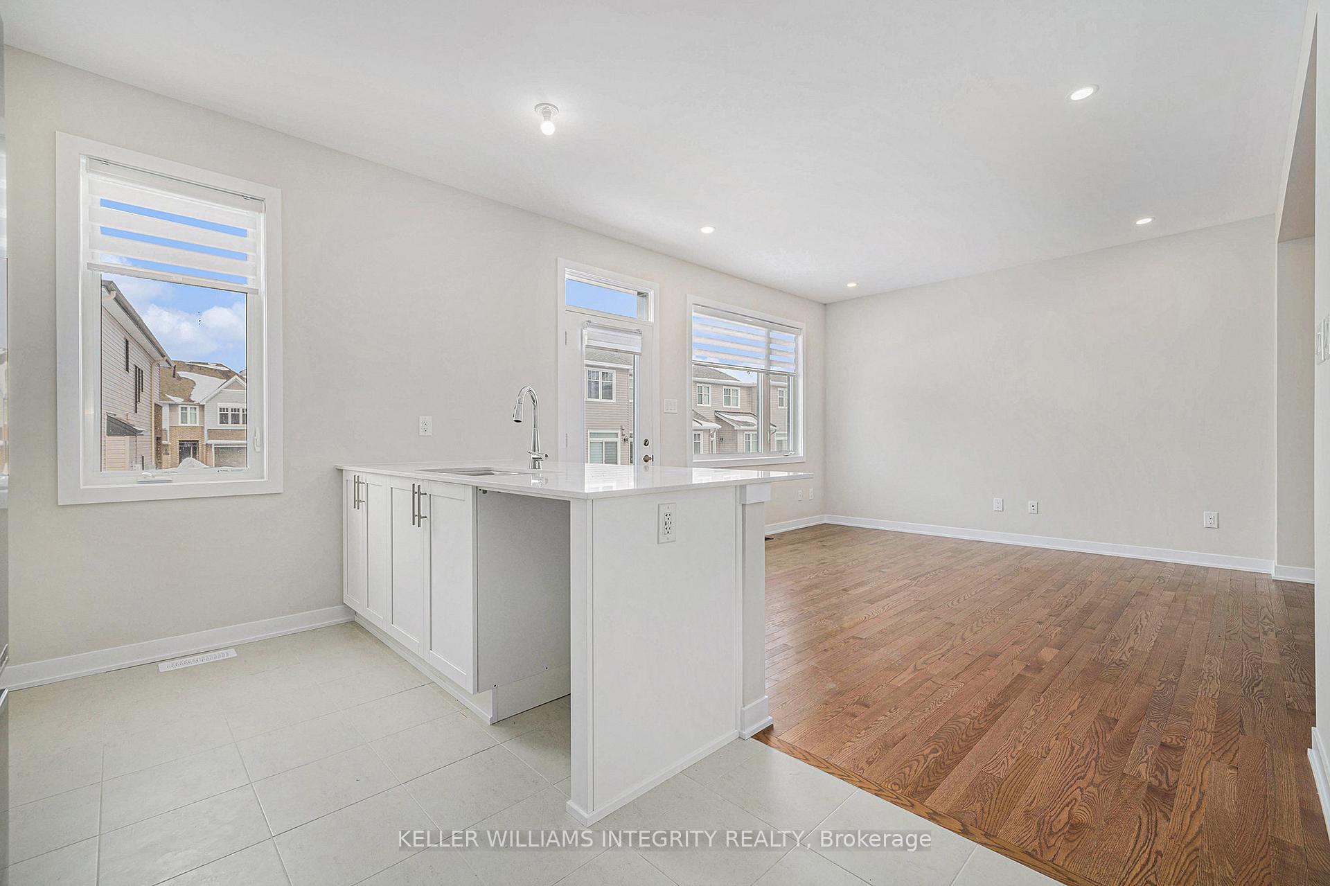 Photo 10 of 634 Expansion Road, Ottawa, Barrhaven - Half Moon Bay — HOMEH