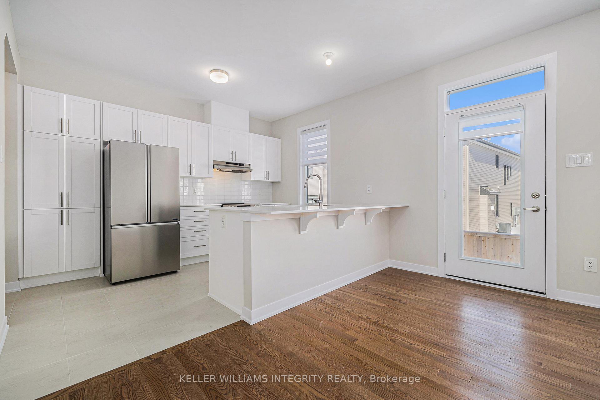 Photo 11 of 634 Expansion Road, Ottawa, Barrhaven - Half Moon Bay — HOMEH