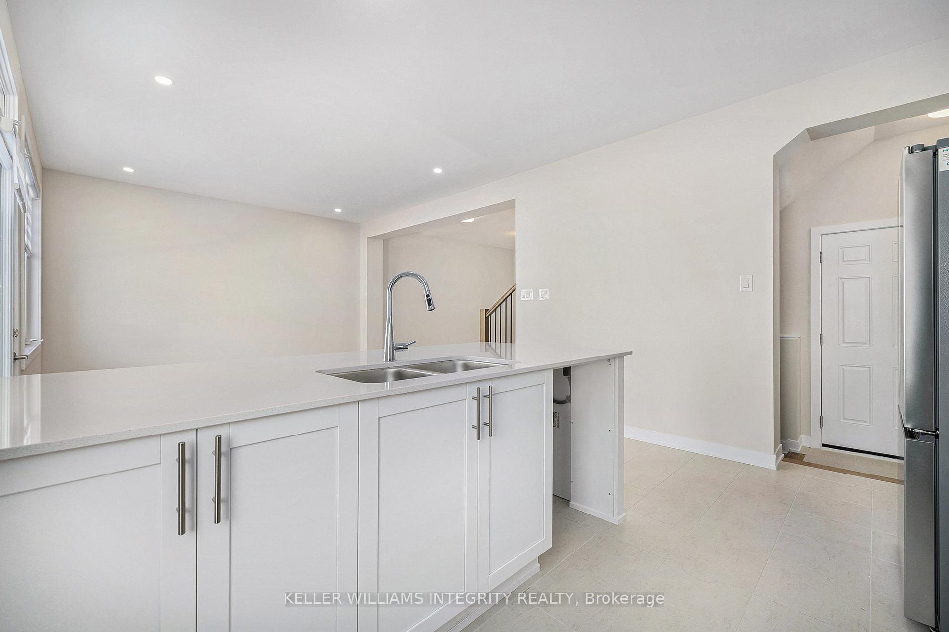 Photo 15 of 634 Expansion Road, Ottawa, Barrhaven - Half Moon Bay — HOMEH