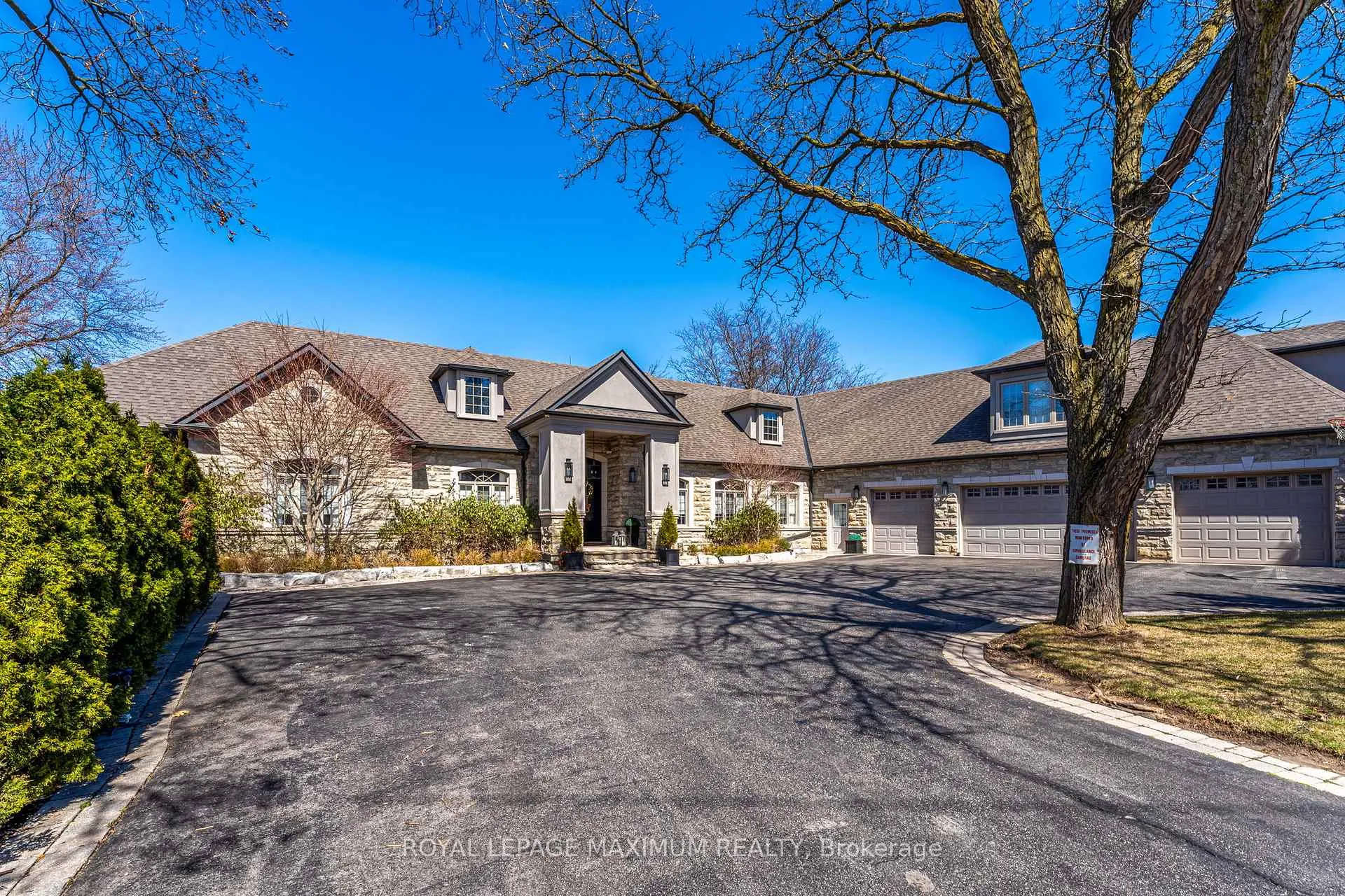 Front of 14 Pine Grove Road