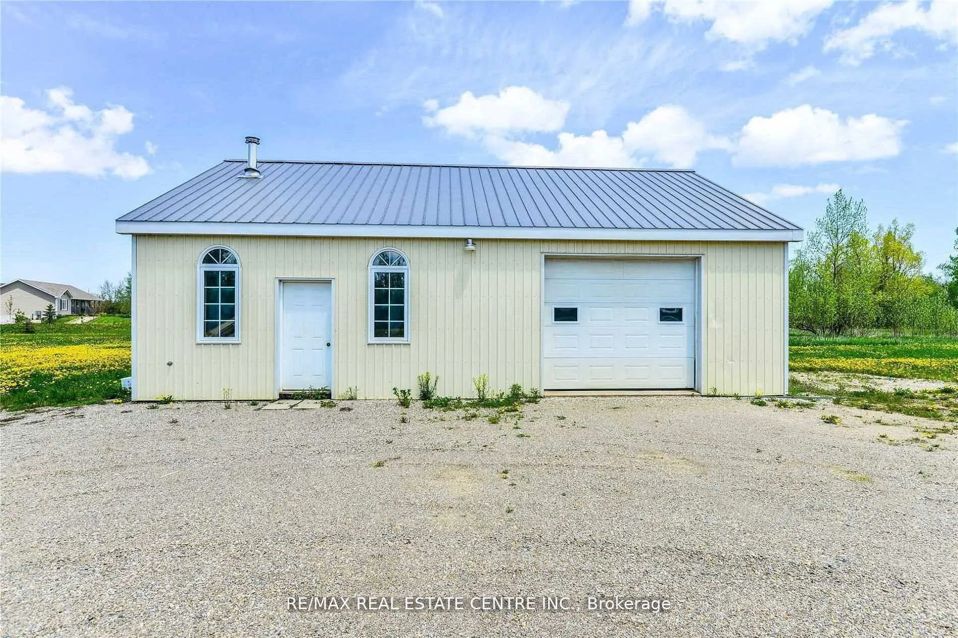 Photo 22 of 474446 County Road 11, Amaranth, Rural Amaranth — HOMEH