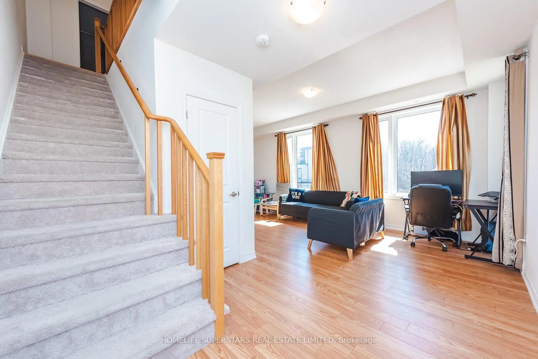 Photo 19 of Unit 3, 10 Knotsberry Circle, Brampton, Bram West — HOMEH