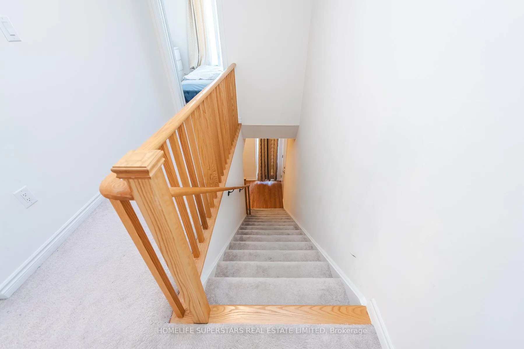 Photo 23 of Unit 3, 10 Knotsberry Circle, Brampton, Bram West — HOMEH