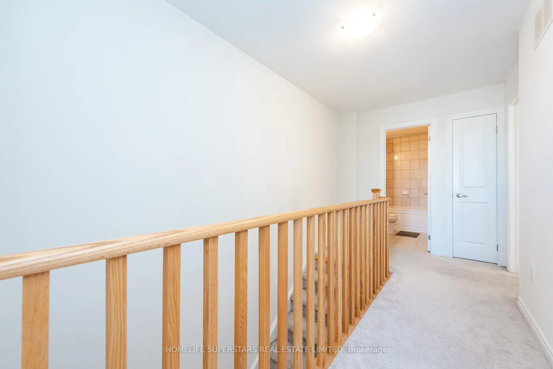 Photo 37 of Unit 3, 10 Knotsberry Circle, Brampton, Bram West — HOMEH