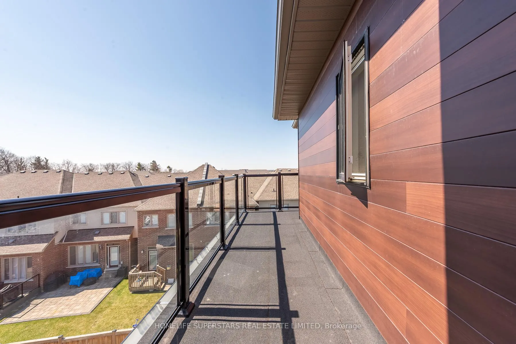Photo 41 of Unit 3, 10 Knotsberry Circle, Brampton, Bram West — HOMEH