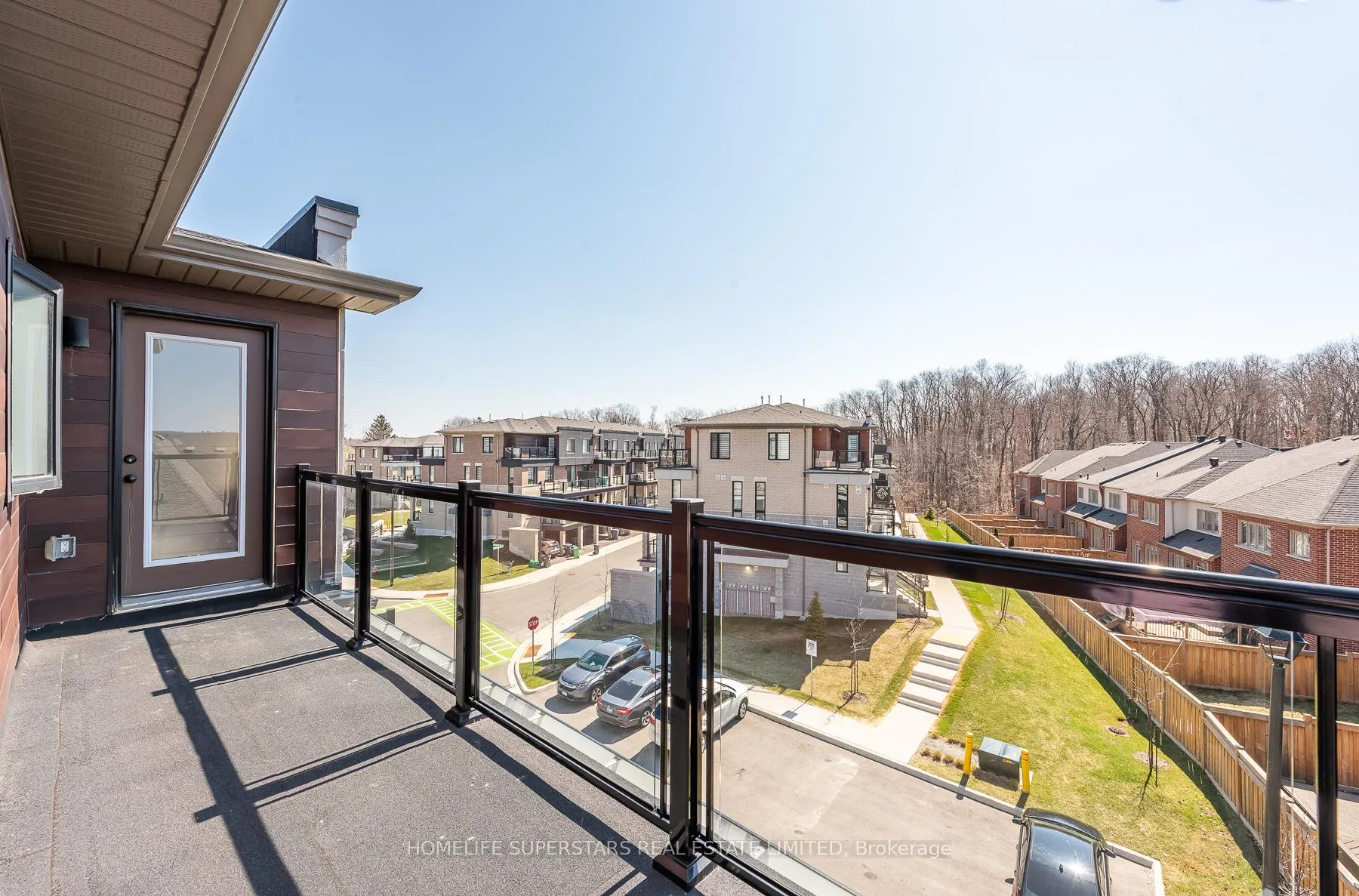 Photo 42 of Unit 3, 10 Knotsberry Circle, Brampton, Bram West — HOMEH
