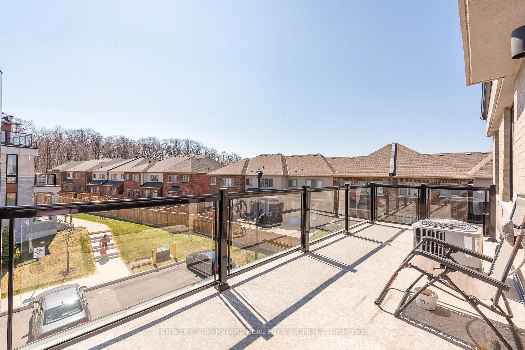 Photo 44 of Unit 3, 10 Knotsberry Circle, Brampton, Bram West — HOMEH