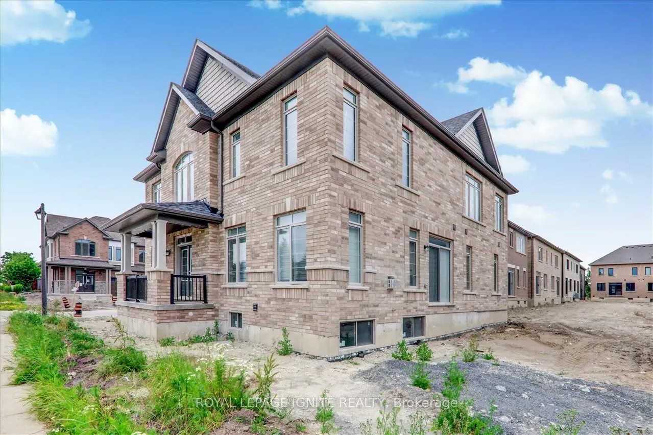 Photo 33 of 1 Waterfront Crescent, Whitby, Port Whitby — HOMEH