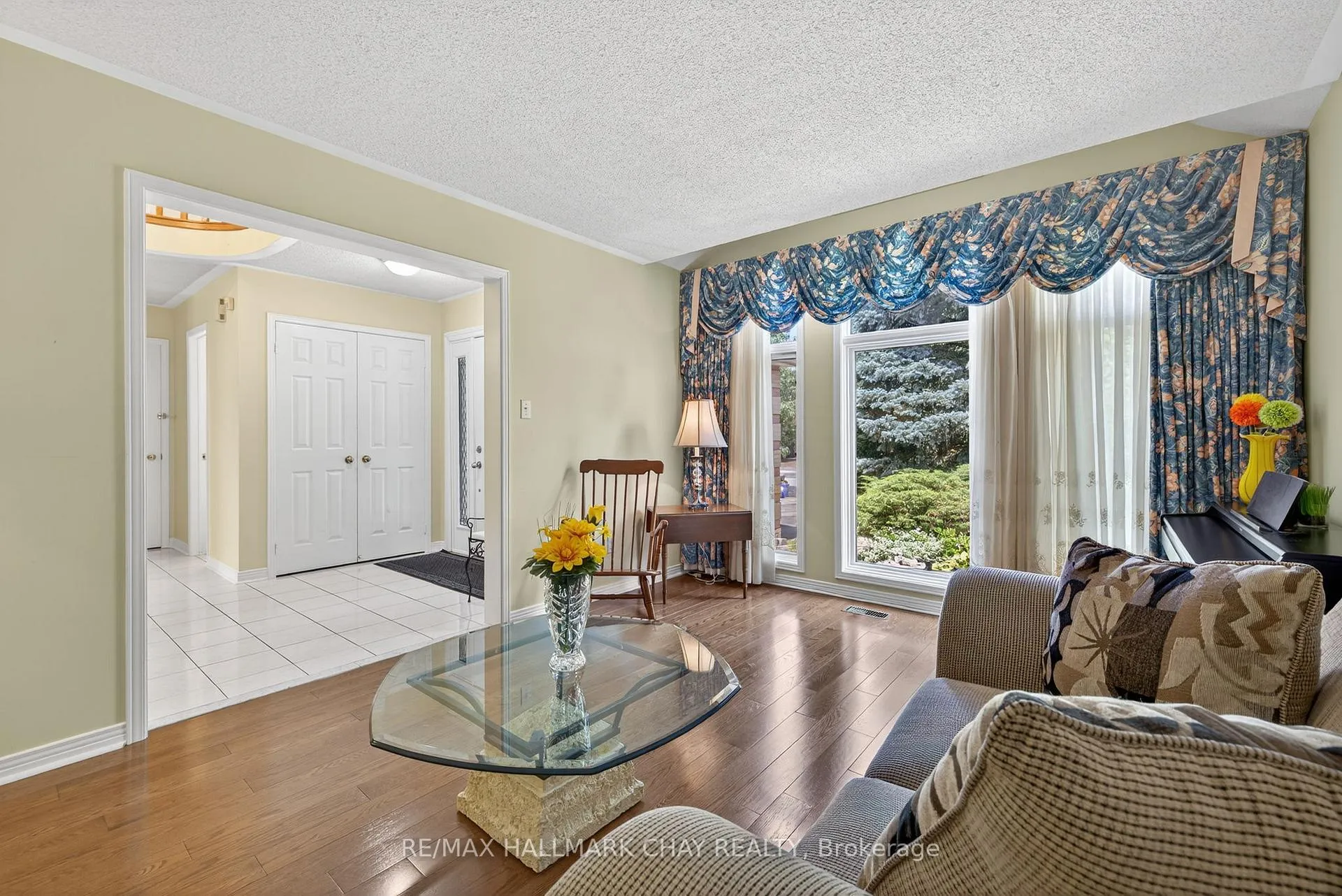 Photo 6 of 25 Heatherwood Crescent, Markham, Unionville — HOMEH