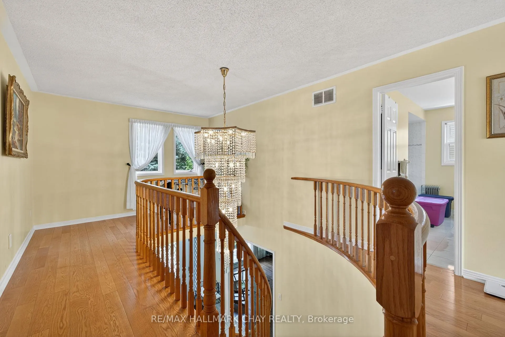 Photo 17 of 25 Heatherwood Crescent, Markham, Unionville — HOMEH