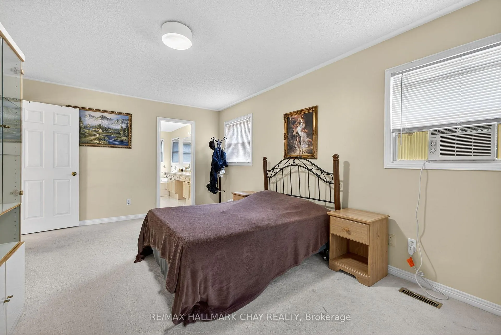 Photo 18 of 25 Heatherwood Crescent, Markham, Unionville — HOMEH