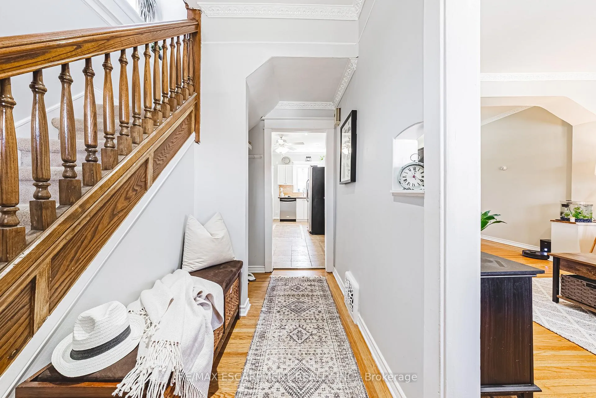 Photo 4 of 460 Maple Avenue, Hamilton, Delta — HOMEH