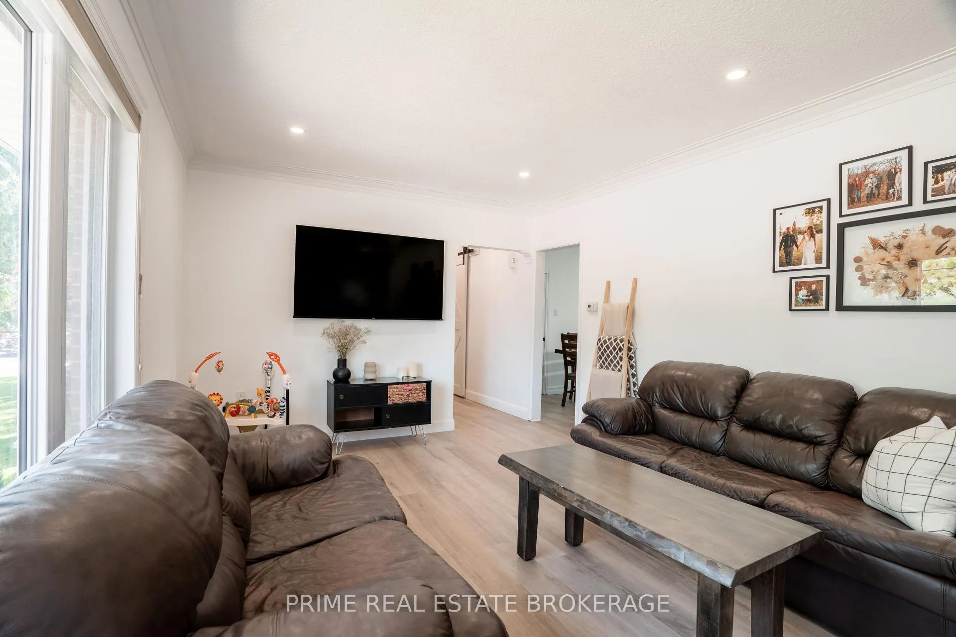 Photo 9 of 133 Sanders Street E, South Huron, Exeter — HOMEH