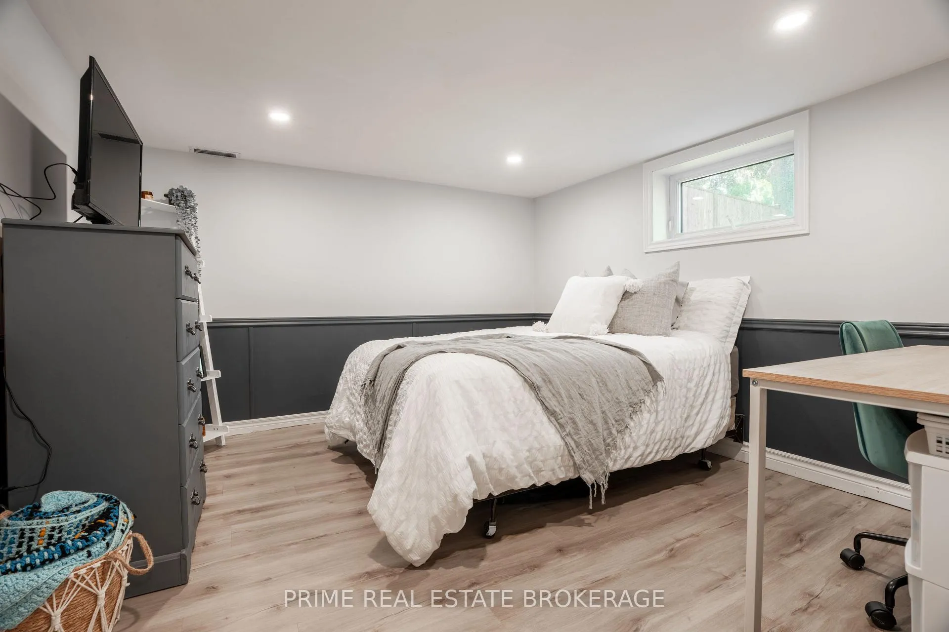 Photo 22 of 133 Sanders Street E, South Huron, Exeter — HOMEH
