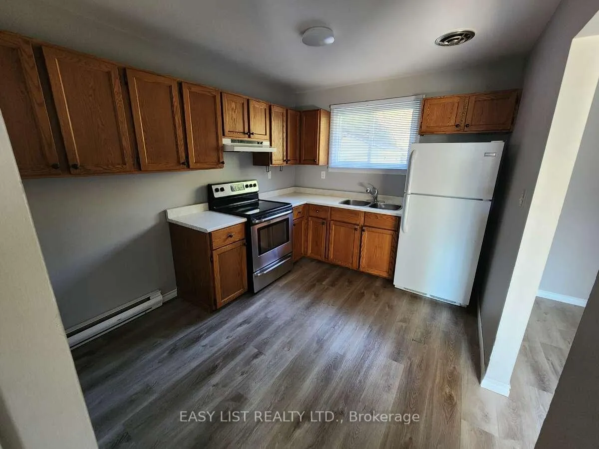 Photo 2 of 38 Princeton Drive, Sault Ste Marie — HOMEH